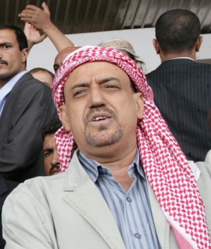 بعد تعيينه في البرلمان.. مليشيا الحوثي تقتحم منزل البركاني وتحاصر منزل العتواني في صنعاء