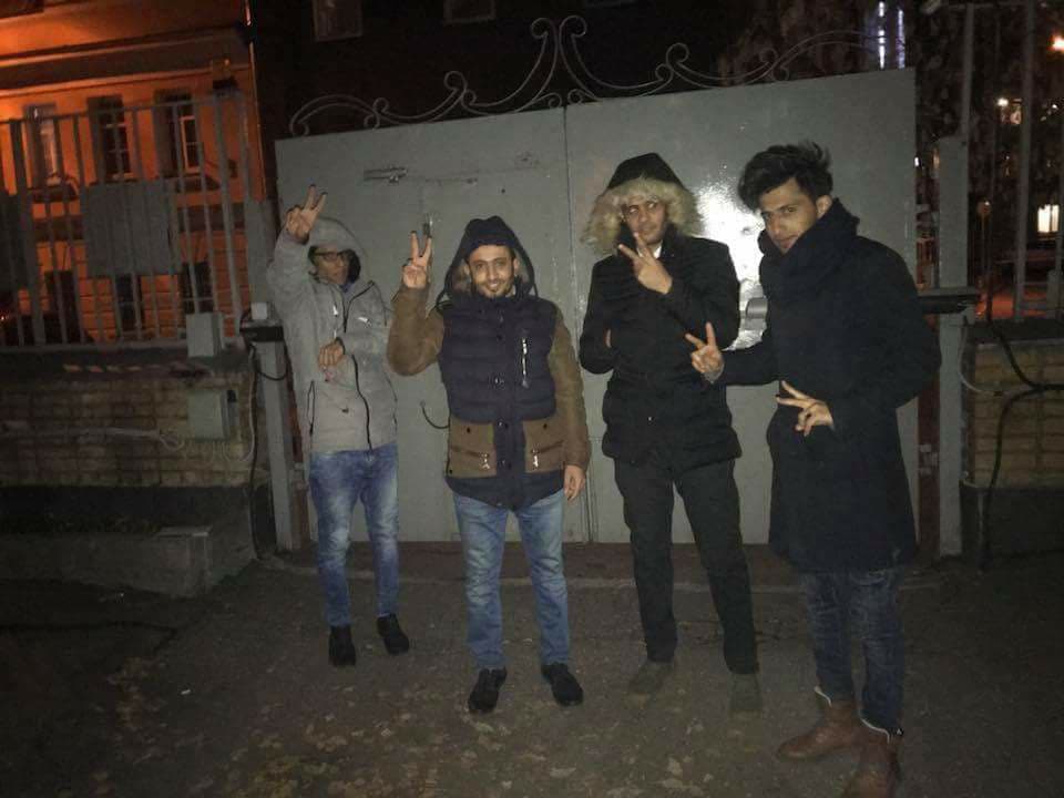 بسبب السفير الوحيشي.. الشرطة الروسية تصيب 3 طلاب يمنيين