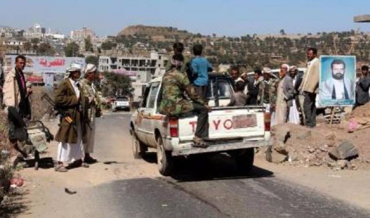 إندلاع اشتباكات مسلحة بين حوثيين وٍِآل الشاكري في محافظة إب
