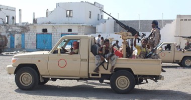 قوات الجيش تستعيد السيطرة على معسكر الدفاع الجوي والمزارع المحيطة به شرق الحديدة