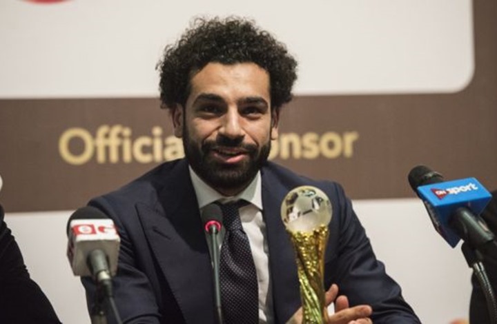 تتويج النجم المصري “محمد صلاح” بجائزة أفضل لاعب أفريقي