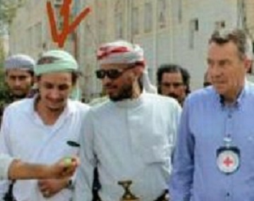 فضيحة جديدة للإمارات في تعز.. حارث العزي من قيادي في القاعدة إلى كتائب ابو العباس الى قيادي حوثي