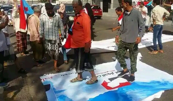 Militias of Separatist council in Aden attack governmental activity in Aden