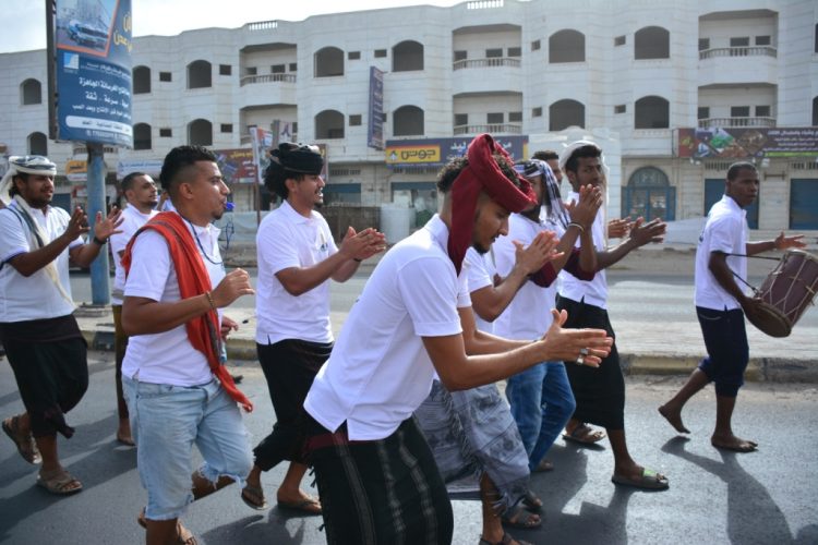 جامعة عدن تنظم مسيرة كرنفالية في فعاليات اسبوع الطالب الجامعي الـ (21)