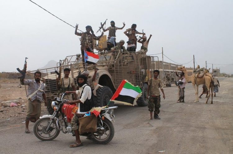 Supporters of the “Transitional” attack the motorcade of Fisheries Minister and Socotra Governor