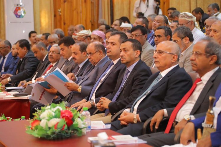 Nine parliamentarians called on President Hadi to stop the UAE participation in Yemen war