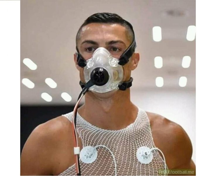 بعد عزله في الحجر الصحي .. كريستيانو رونالدو يخضع لفحص فيروس كورونا .. ومصادر تكشف النتيجة