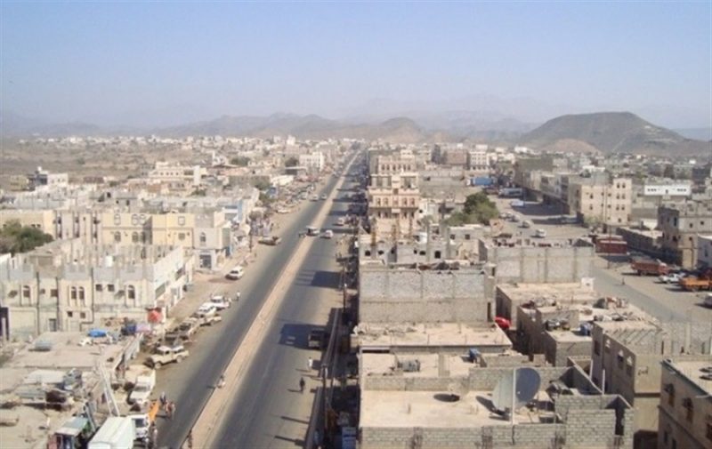 محافظ لحج يوجه بإغلاق المتاجر والأسواق والمساجد