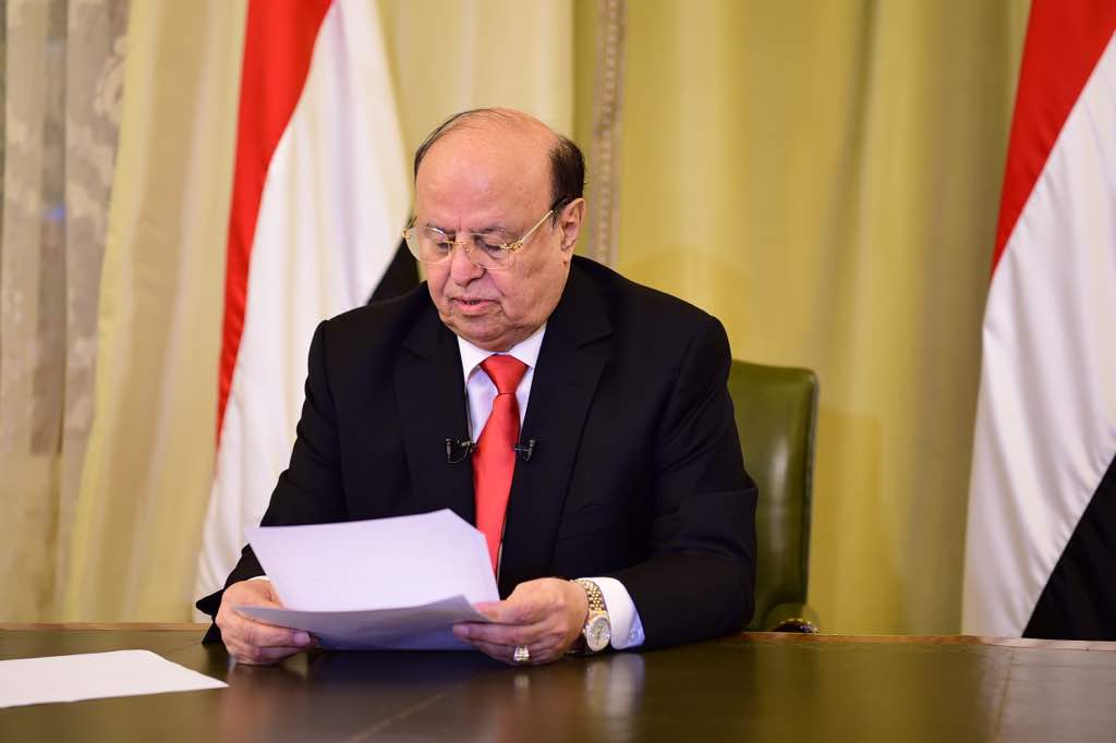 الرئيس هادي: ثورة أكتوبر غيّرت حاضر ومستقبل اليمن ولن نقبل بالتجربة الإيرانية ومشاريع الهيمنة