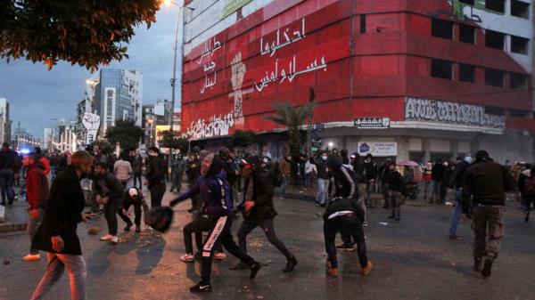 منظمات حقوقية تطالب بالتحقيق في انتهاكات تعرض لها متظاهروا طرابلس في لبنان